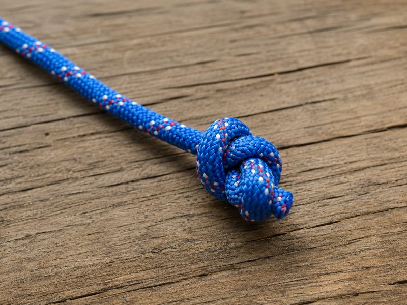 How to Tie a Stopper Knot